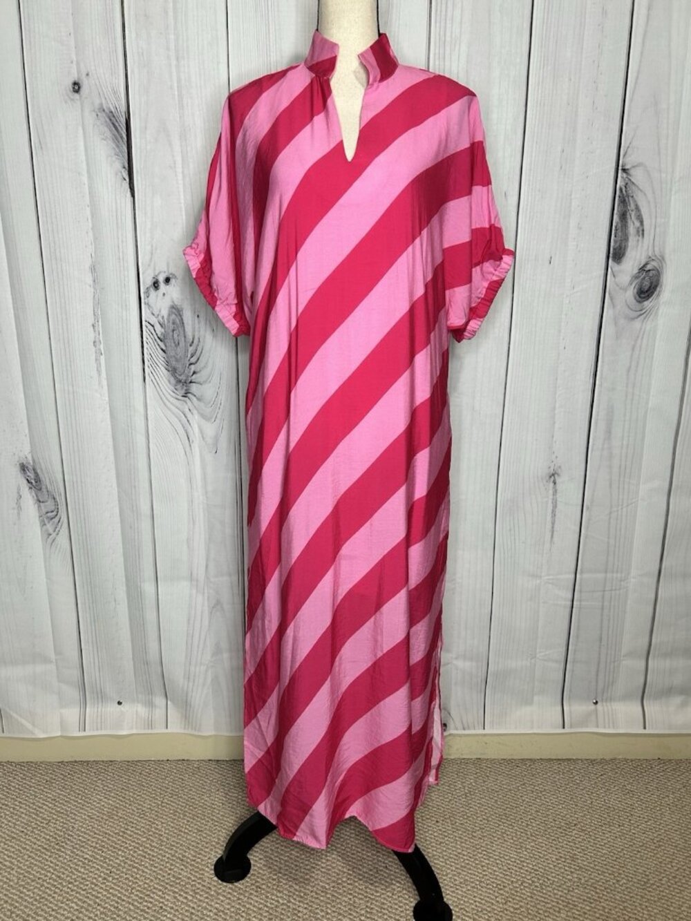 Entro Women’s Maxi Shirt Dress Sz S Diagonal Striped Collared Short Sleeve Pinks